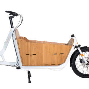 Caisse bambou vélo cargo Yuba Bamboo Box montée à l’avant du Supercargo CL
