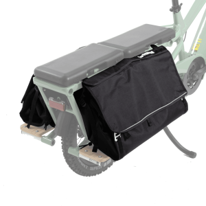 Sacoches vélo cargo double Yuba 2-Go Bag sur le rack arrière d’un Spicy Curry